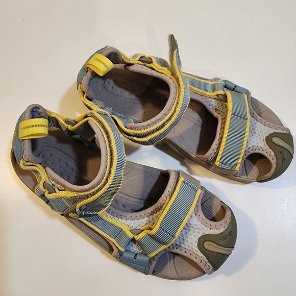 TEVA kids sandals Strappy Unisex size 2 - Picture 2 of 9